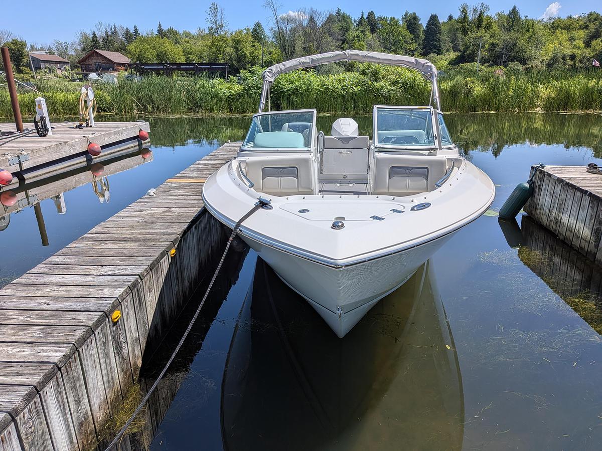Used 2027 Sailfish 236DC