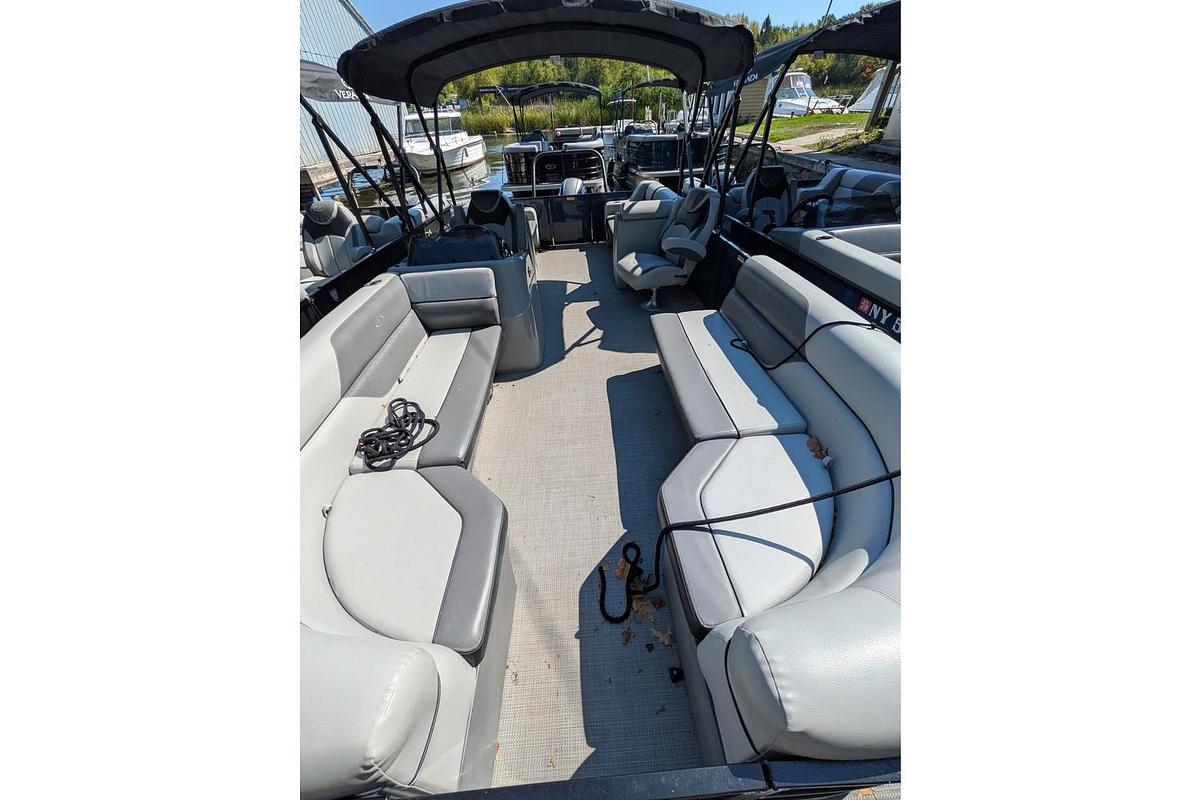 Used 2024 Veranda VISTA22RC