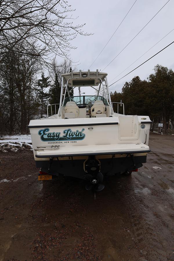 Used 2006 Trophy 2352 Walkaround Pro