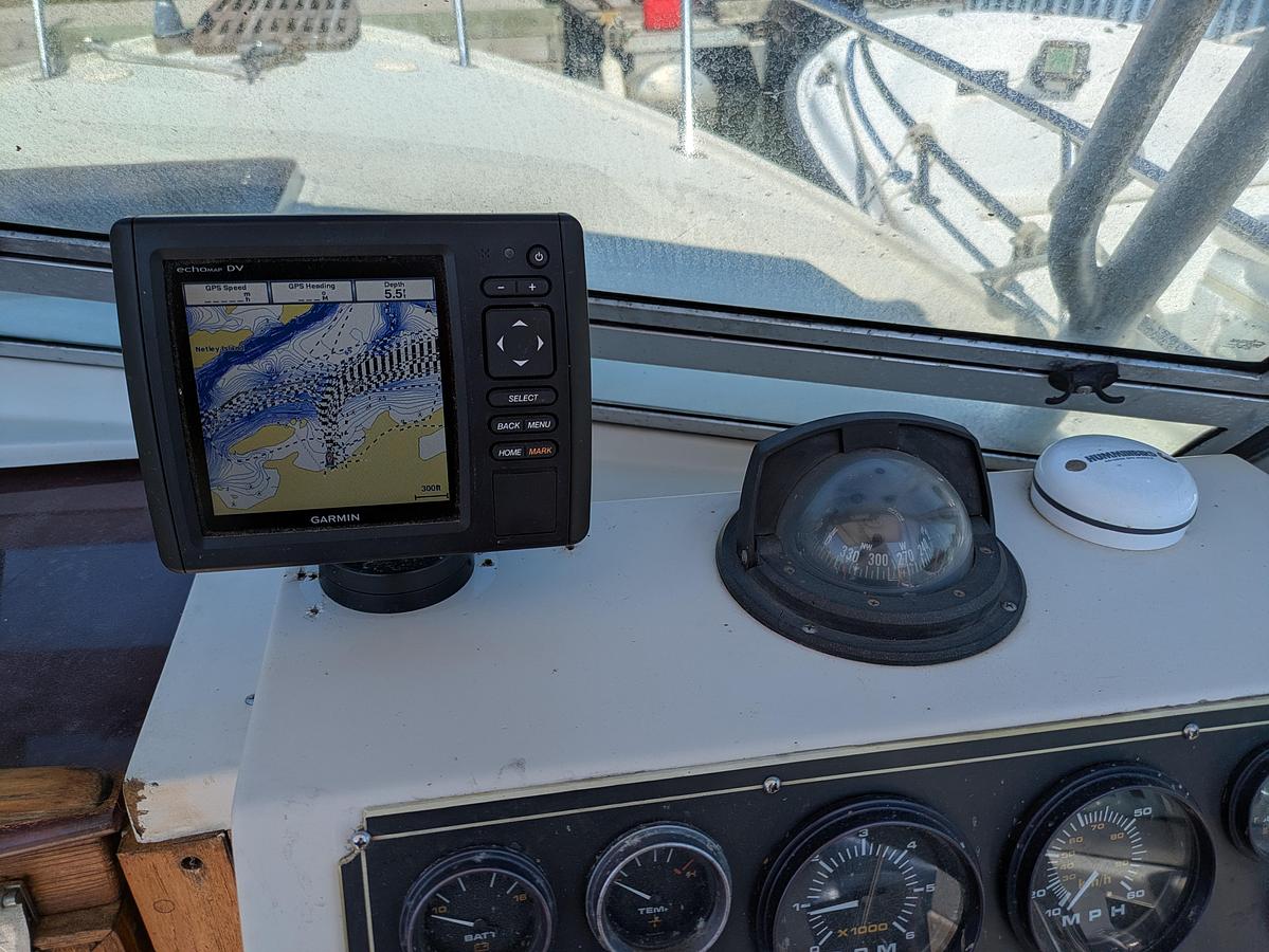 Used 1988 Limestone 24'