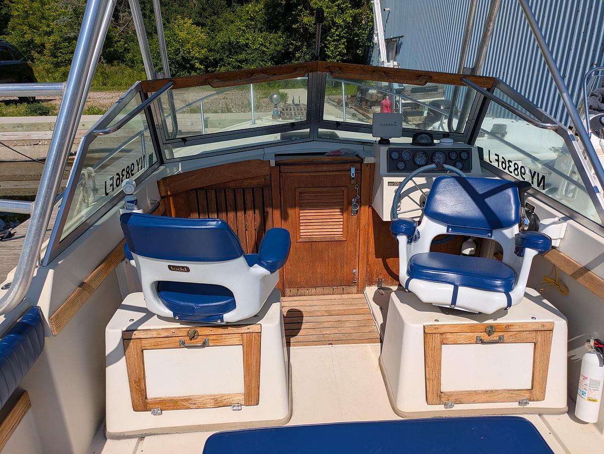 Used 1988 Limestone 24'