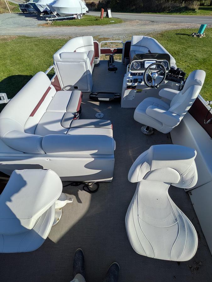 Used 2022 Godfrey Sweetwater 2286 FS