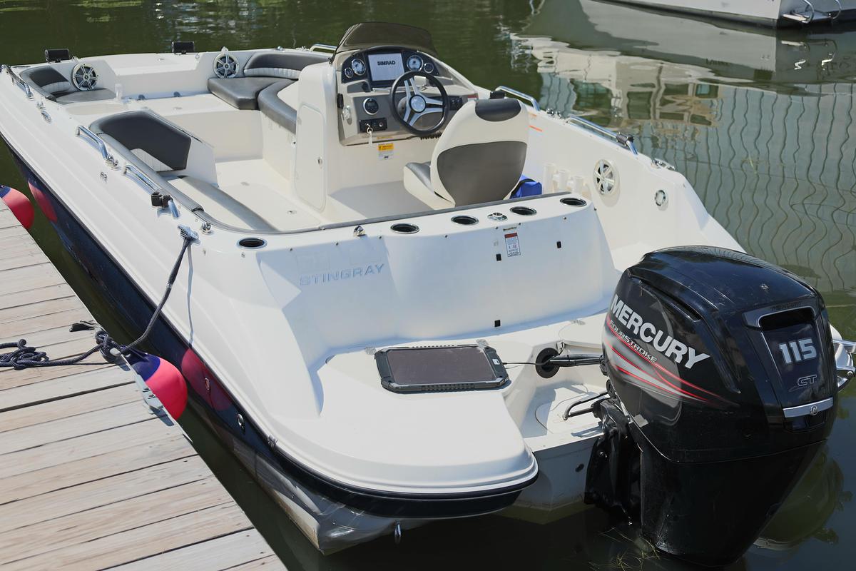 Used 2016 Stingray 192SC