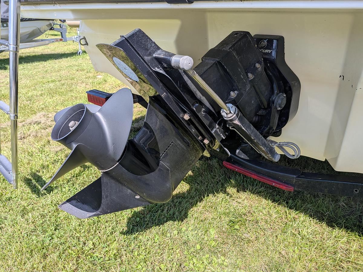Used 2017 Sea Ray 210 SPX