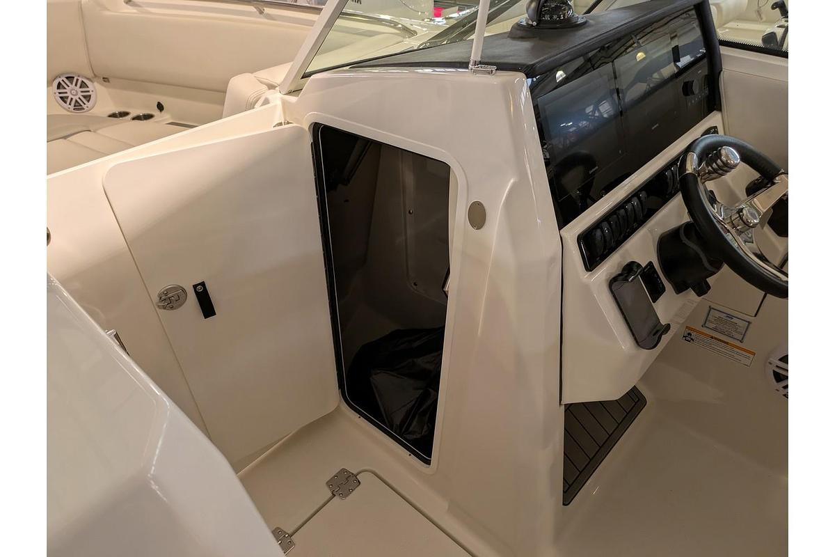 2025 Sailfish Dual Console 276 DC