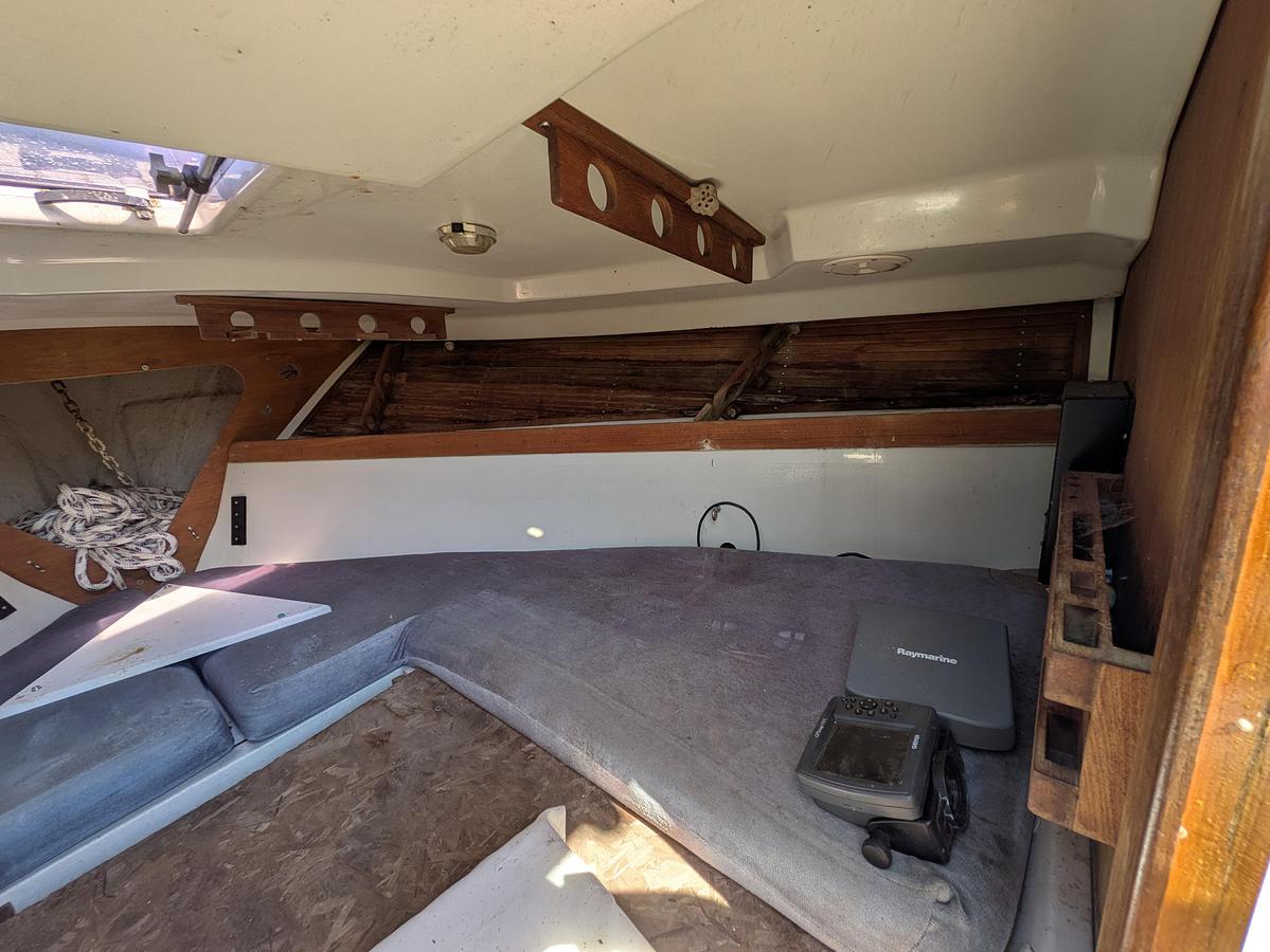 Used 1988 Limestone 24'