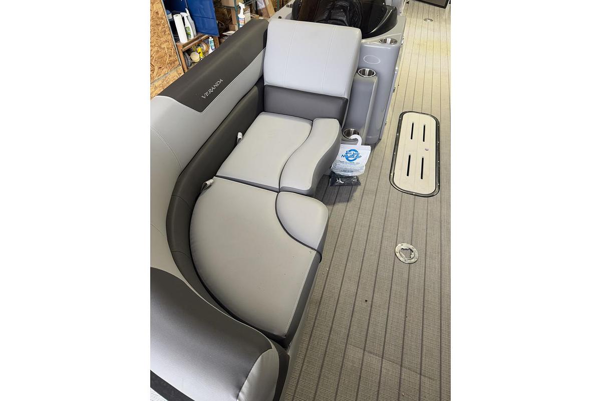 2024 Veranda VR22RFL