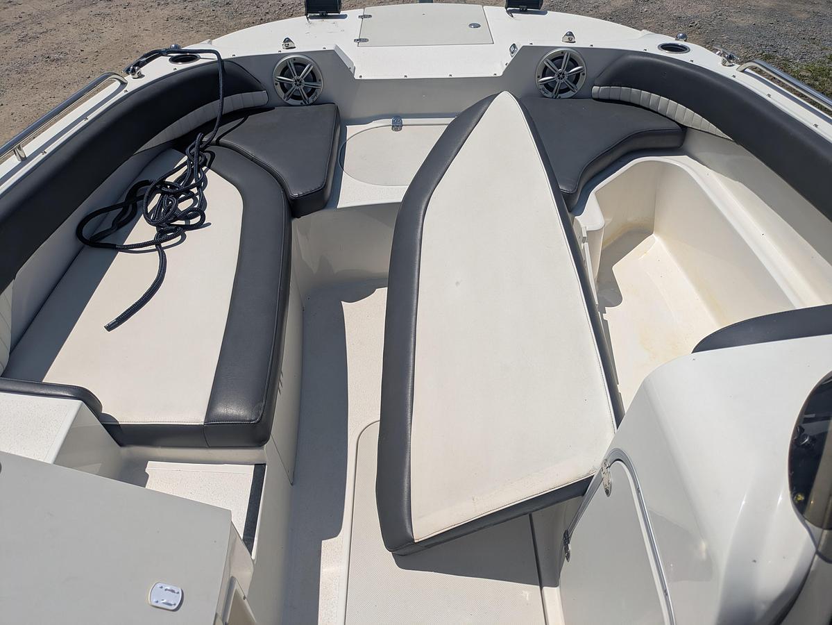 Used 2016 Stingray 192SC