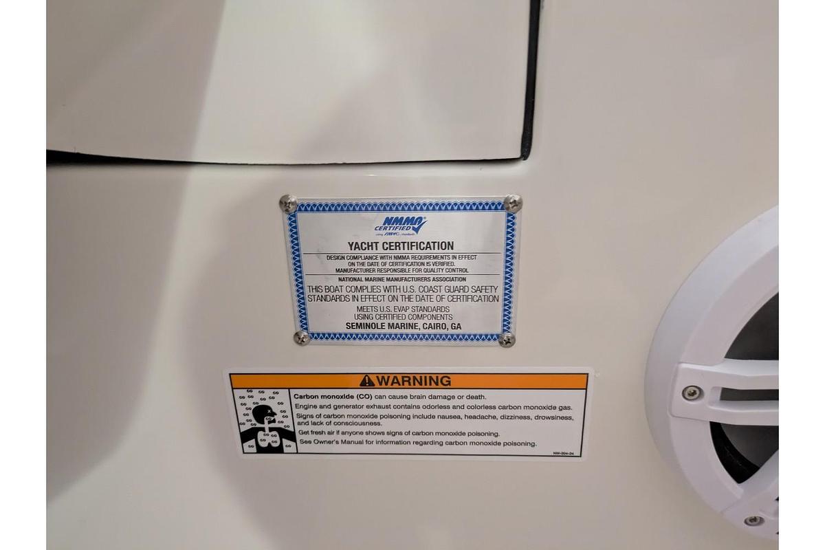 2025 Sailfish Dual Console 276 DC