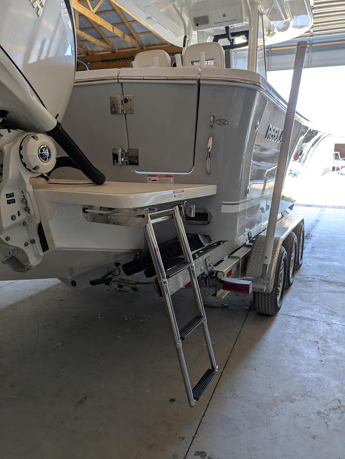Used 2025 Regulator 28