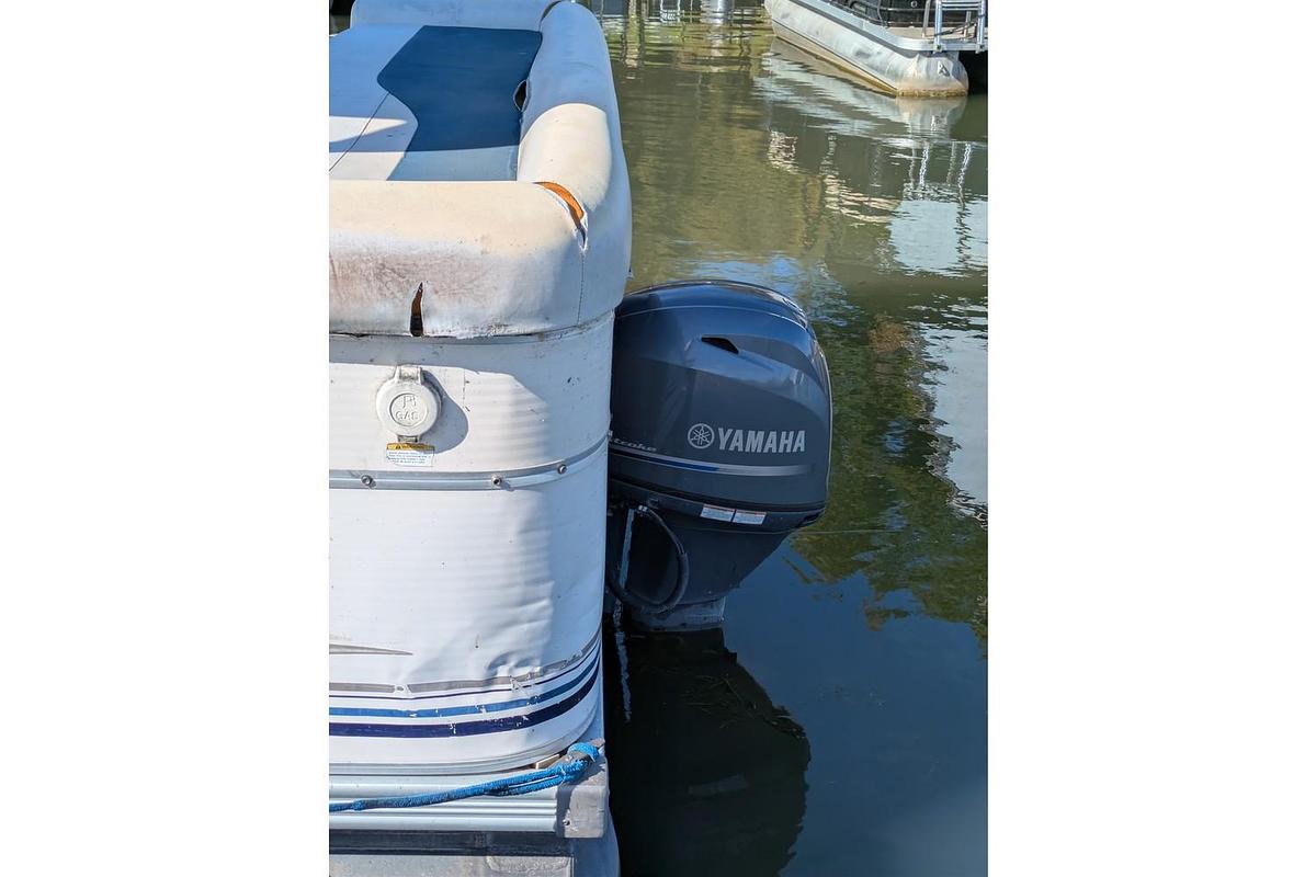 Used 2003 Starcraft 200 Cruise