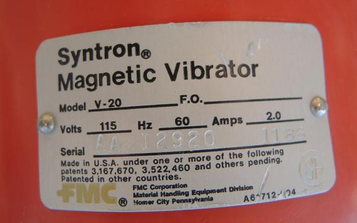 Used USED VIBRATORY FEEDER, CARBON STEEL