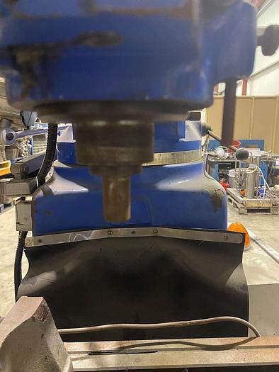 Used 1998 Swiftcut UK EL 3VS Turret Milling Machine
