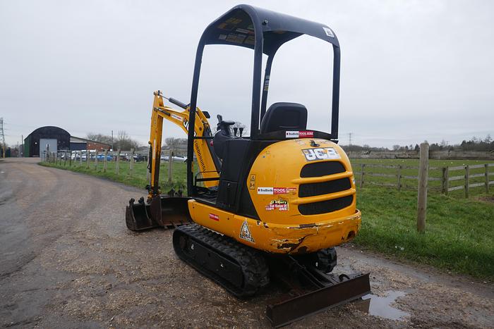 Used 2016 JCB 8018 CTS