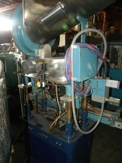 Used Resina S-30 Capper