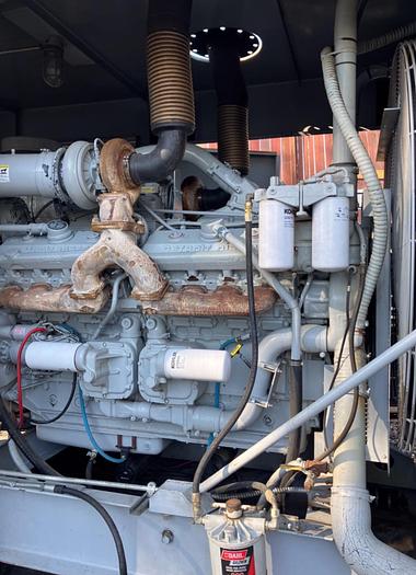 Used Detroit Spectrum 750kW Generator