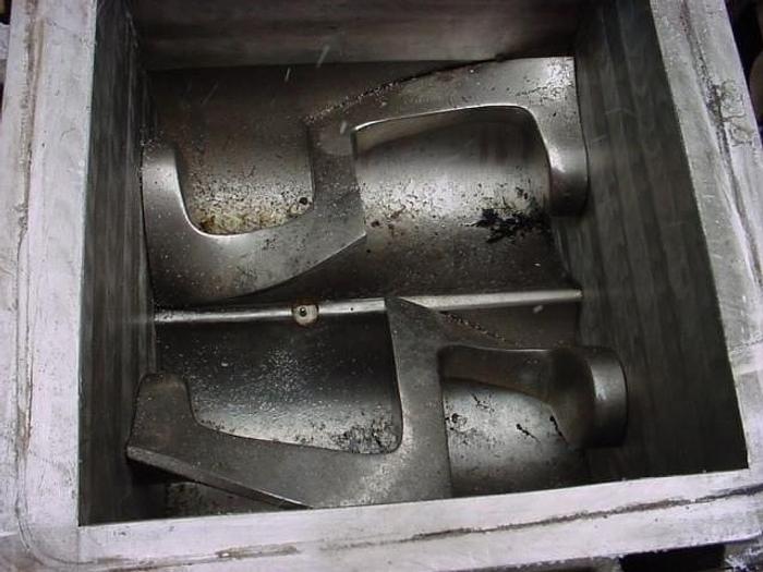 Used 2.25 GALLON  (8.5 LITER) BAKER PERKINS GUITTARD SIGMA BLADE MIXER – S/S – JACKETED – VACUUM – #5860