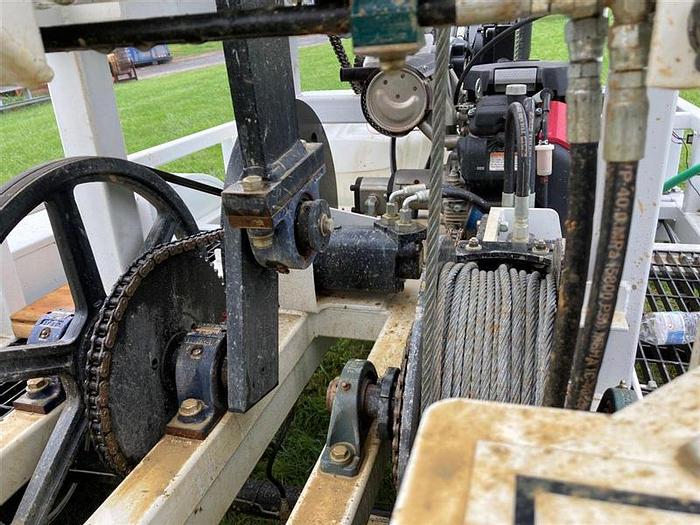 LD Cable Tool Rhino Water Drill Rig