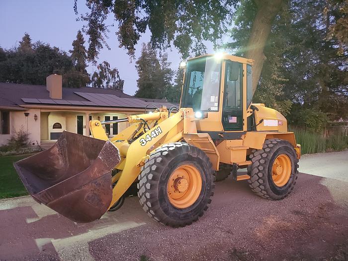 Used 2002 John Deere 344H