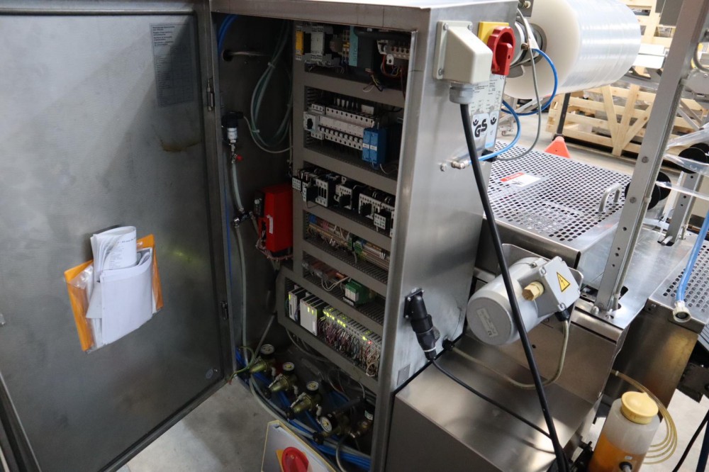 Used Multivac R120 thermoformer