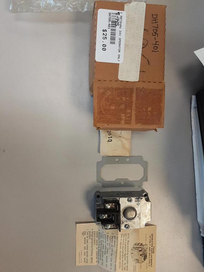 Used NEW ROBERTSHAW DH 705-401 ELECTRIC OPERATOR 24V DH 705401