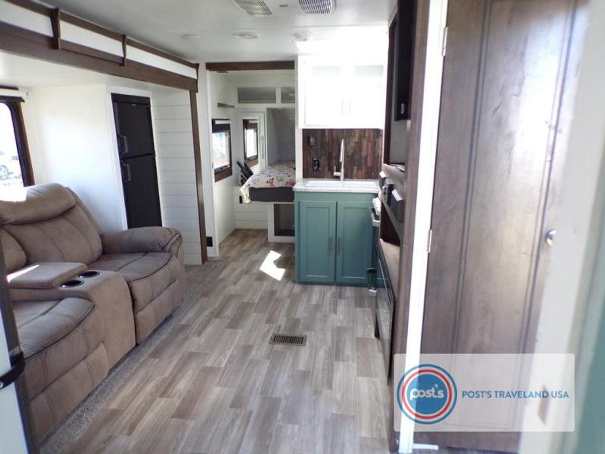 Used Used 2019 Forest River RV Salem Hemisphere Hyper-Lyte 23RBHL