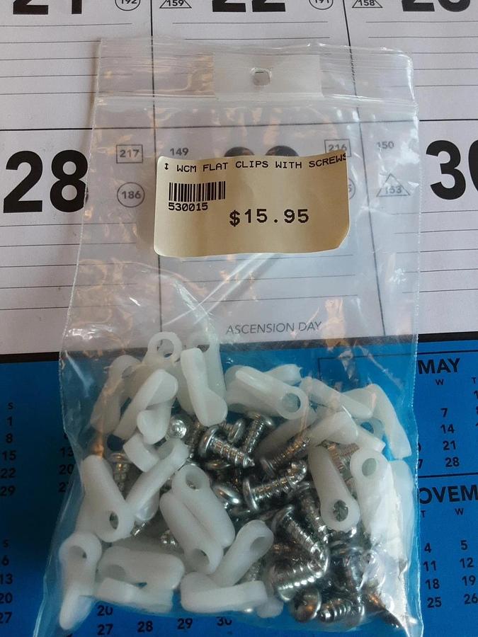 WCM Flat Clips With Screws