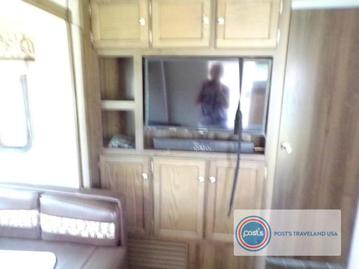Used Used 2018 Keystone RV Bullet 220RBI