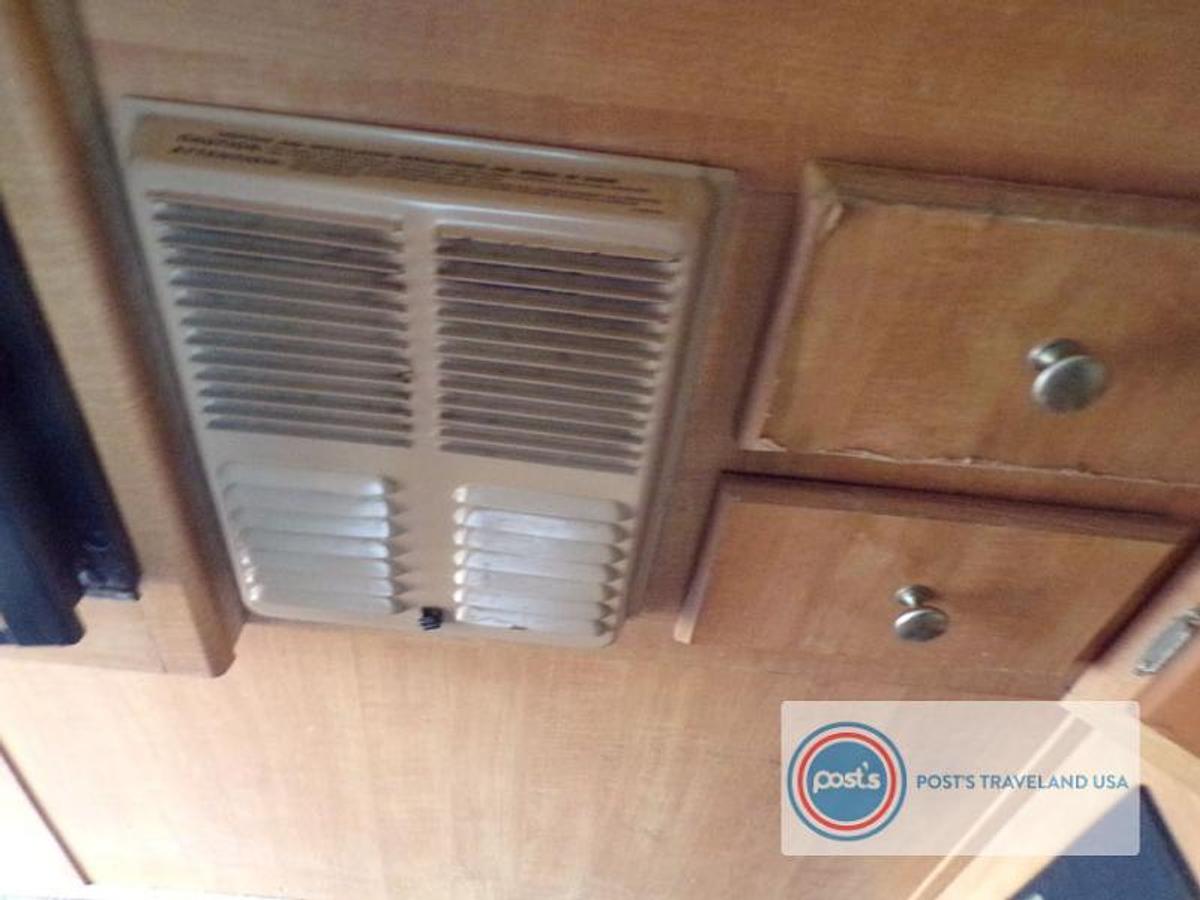 Used Used 2011 Travel Lite Truck Campers 875 Series