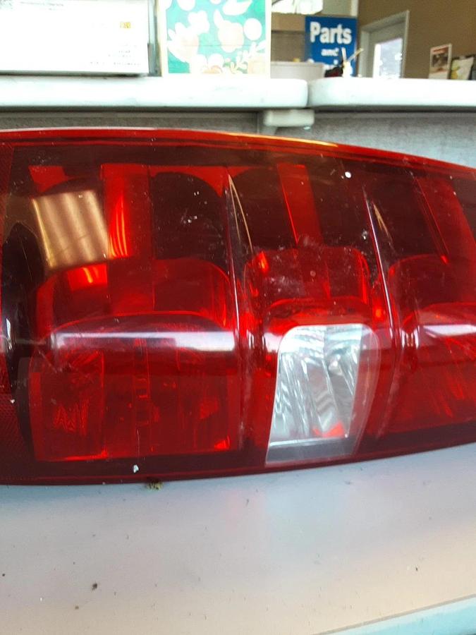 Used 2007 Chevy Avalanche Tail Lights Both Driver And Passenger