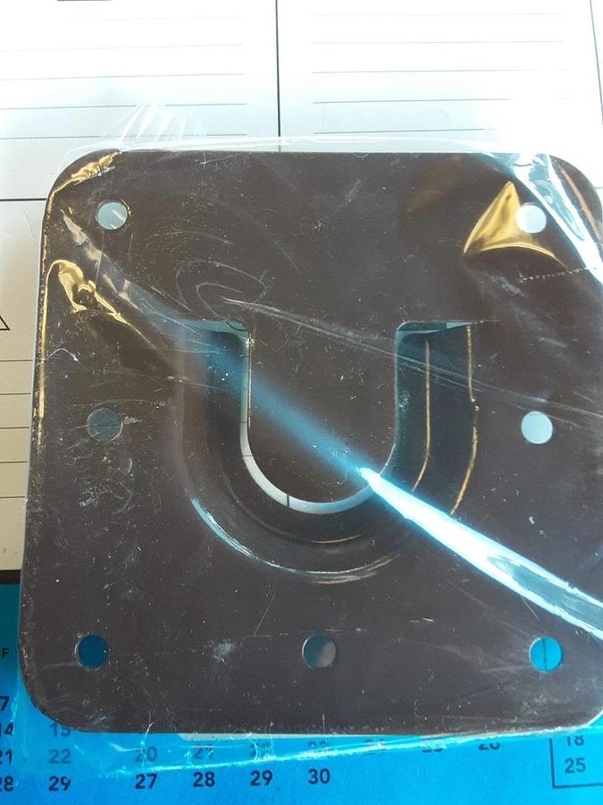 Clothes Rod Mounting Bracket