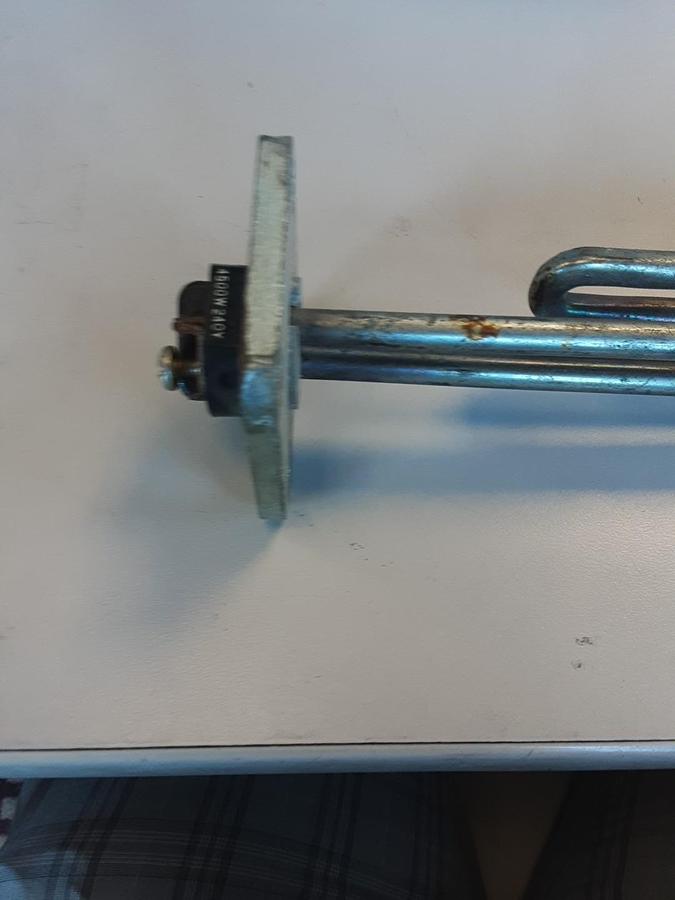 Used Water Heater Element 4500w by240v Flat Flange type
