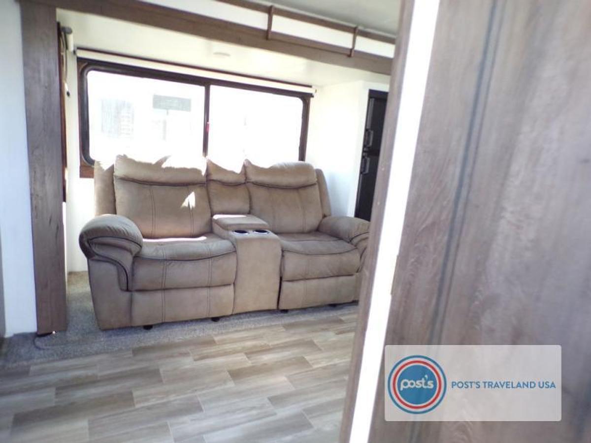 Used Used 2019 Forest River RV Salem Hemisphere Hyper-Lyte 23RBHL