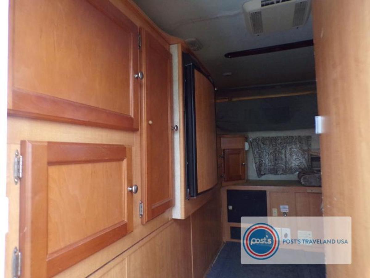 Used Used 2011 Travel Lite Truck Campers 875 Series