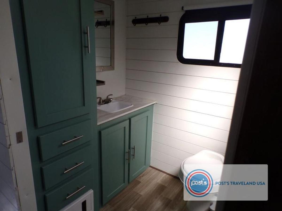 Used Used 2019 Forest River RV Salem Hemisphere Hyper-Lyte 23RBHL
