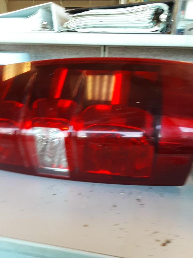 Used 2007 Chevy Avalanche Tail Lights Both Driver And Passenger
