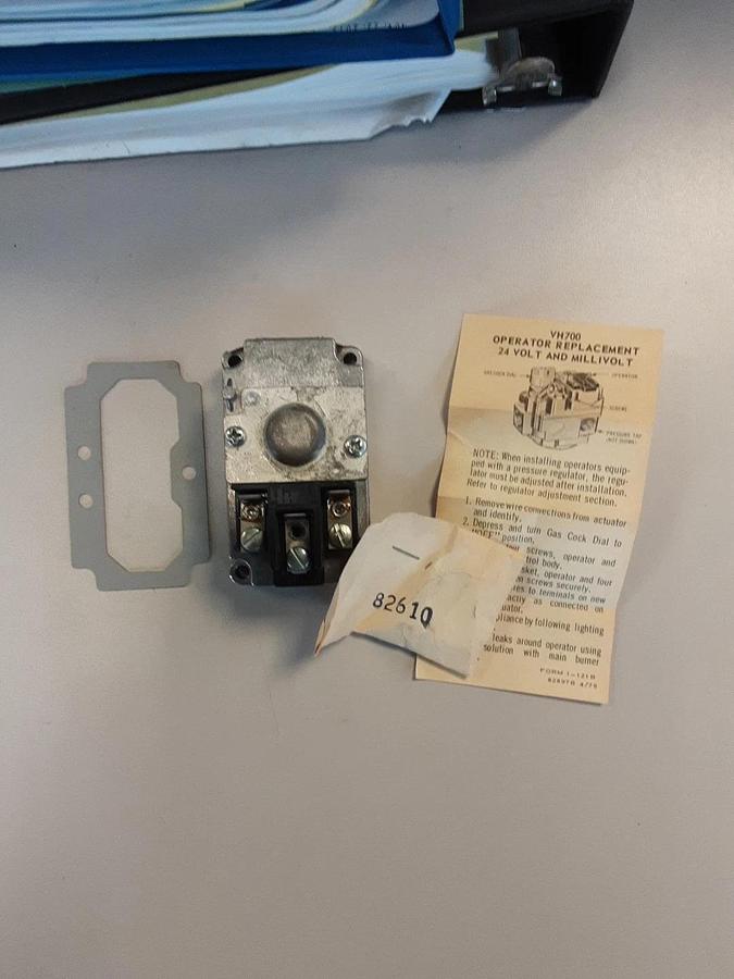 Used NEW ROBERTSHAW DH 705-401 ELECTRIC OPERATOR 24V DH 705401