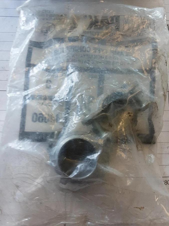 NIB GAMPAK 44660 ¾” Clamp Type Cable Connectors.