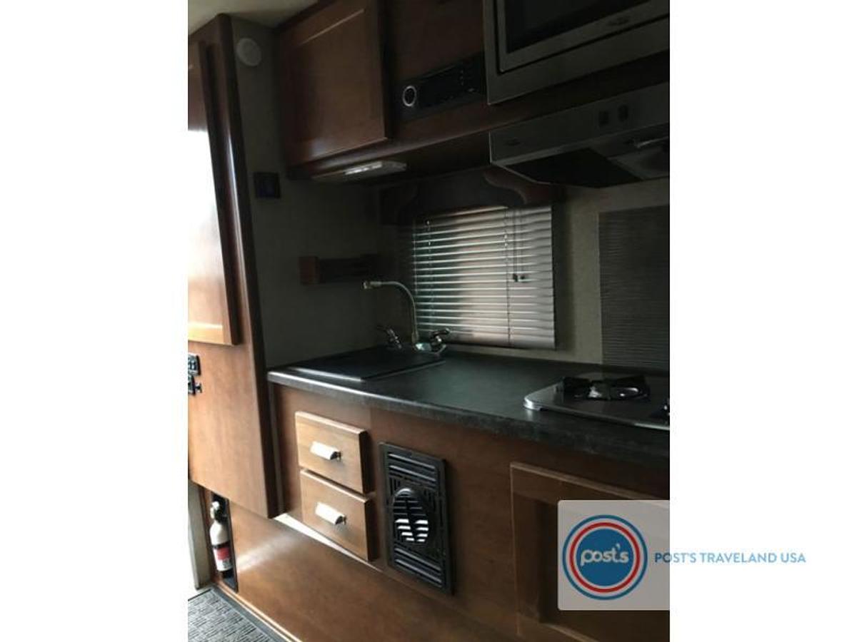 Used Used 2020 Lance Truck Camper 825