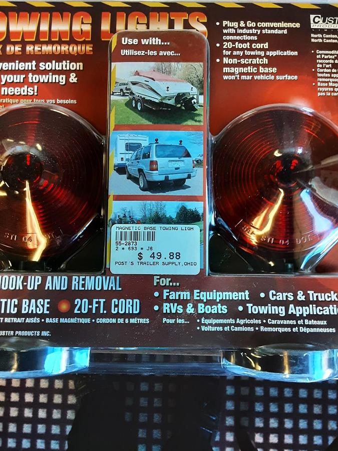 Custer INCANDESCENT MAGNETIC TOW LIGHTS IN CLAMSHELL
