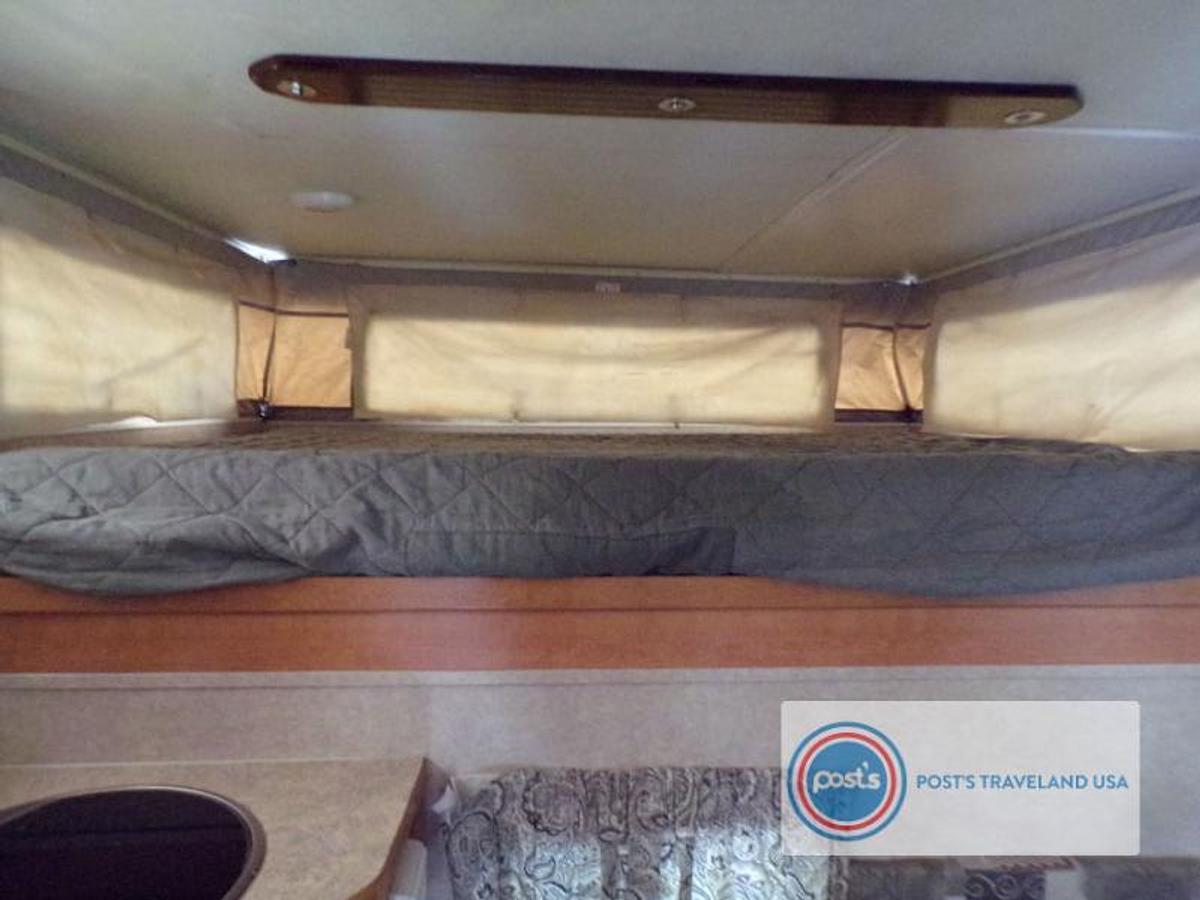 Used Used 2011 Travel Lite Truck Campers 875 Series