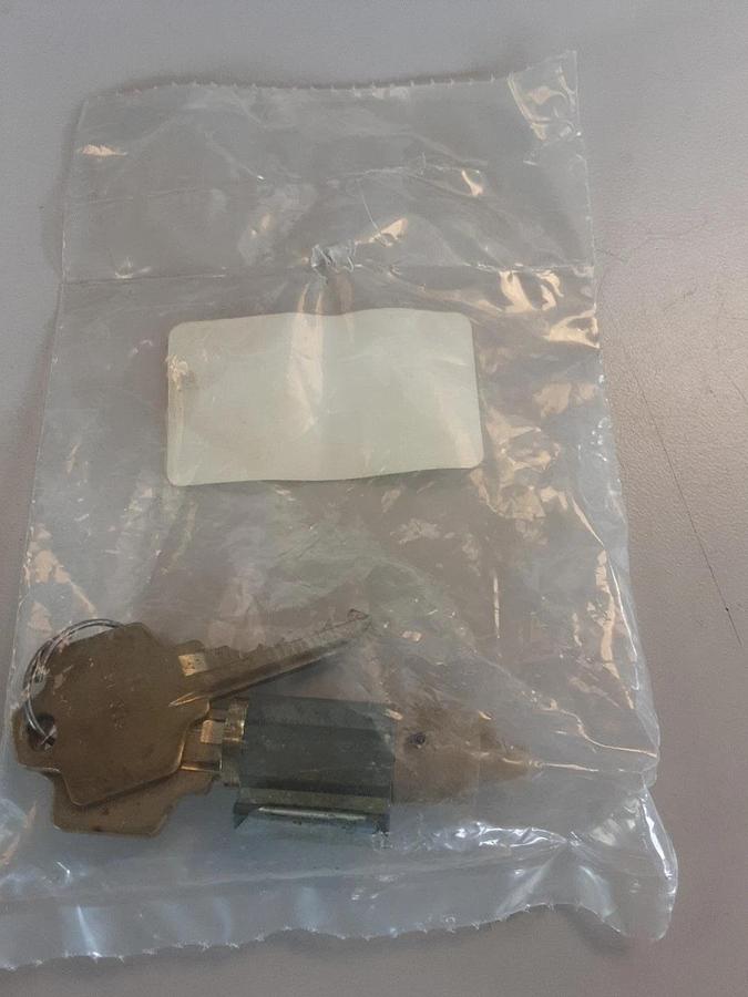 One B06 Cylinder With Keys Part # 40486