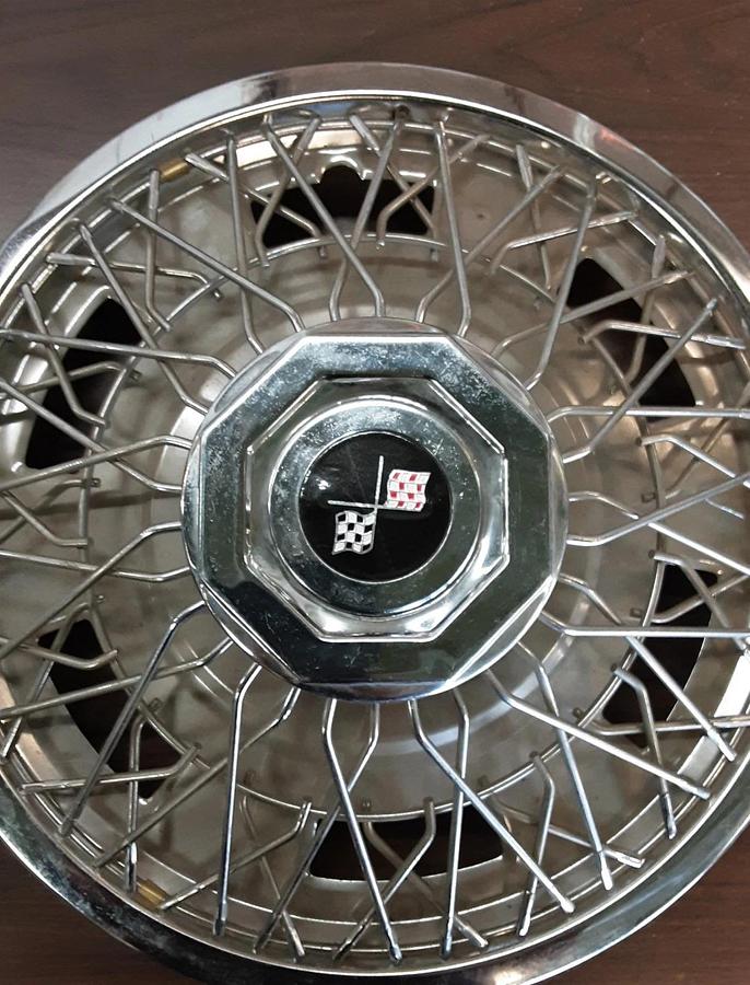Used Chevy Corvette 1960s Models Hub Cap