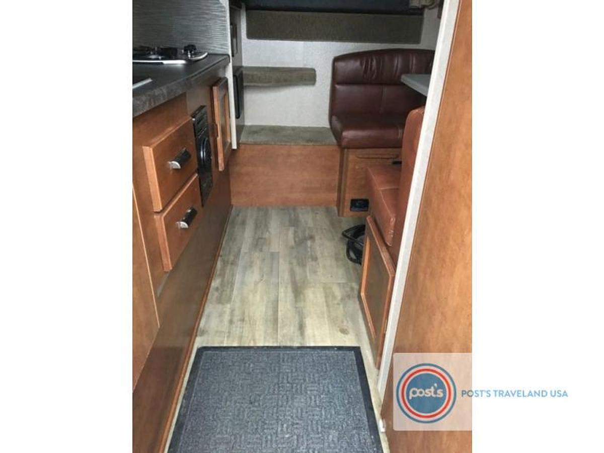 Used Used 2020 Lance Truck Camper 825