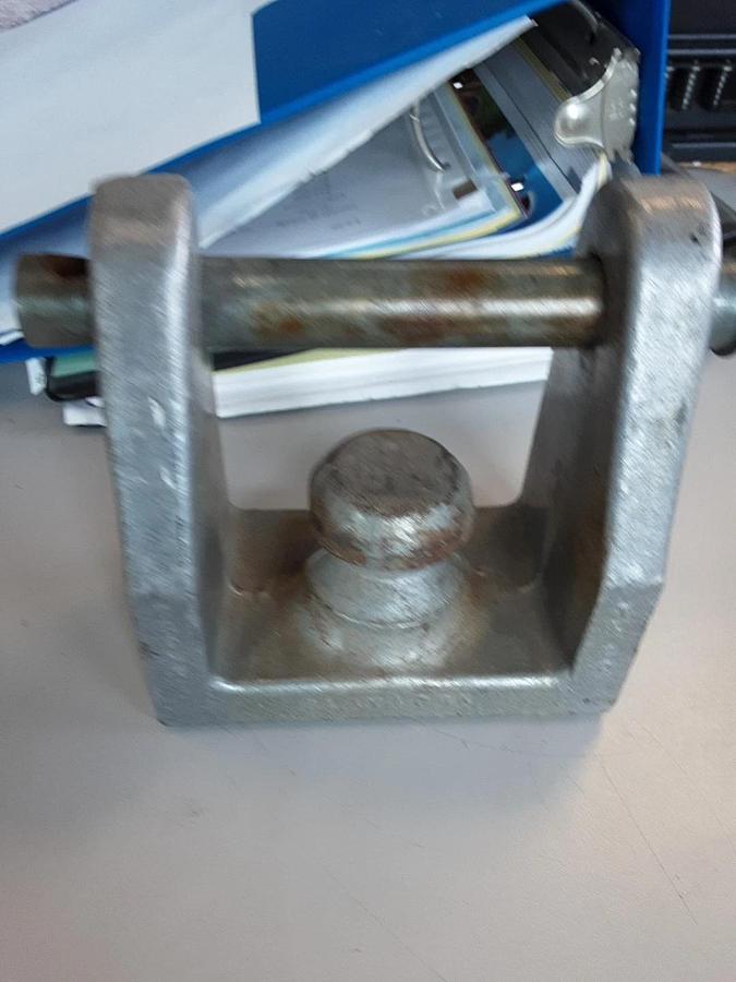 Used Bulldog Style Reciever Lock TL-20