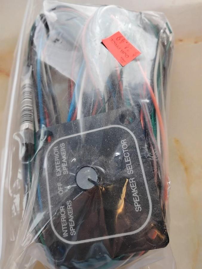 Used Stero Speaker Wall mount Knob for RVs, and Travel Trailers