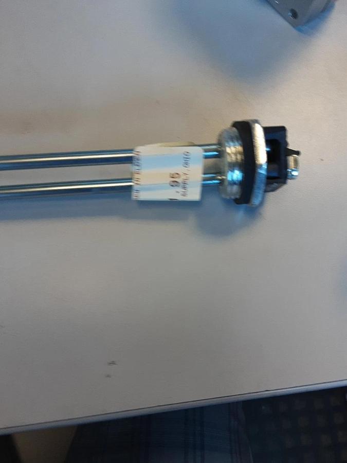 Used Water Heater Element 4500w by 240v Screw In type