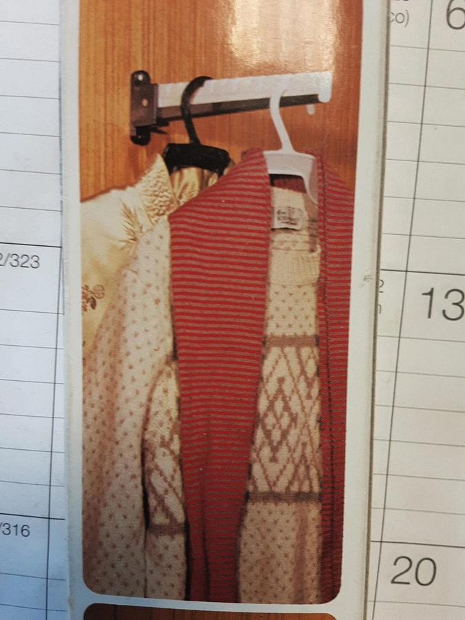 Used Clothes Airer Drill Mounted Clothes Hanger