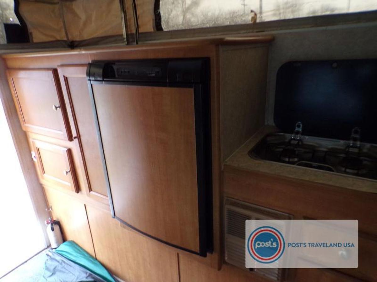 Used Used 2011 Travel Lite Truck Campers 875 Series