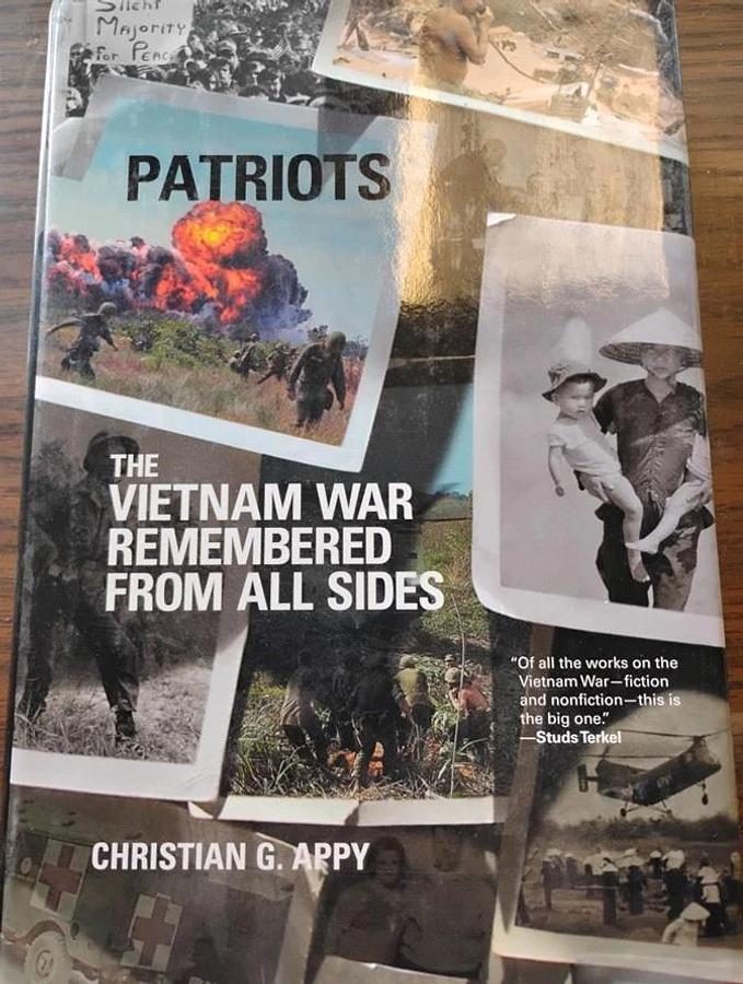 Patriots: The Vietnam War Remembered from All Sides by Christian Appy, HCDJ